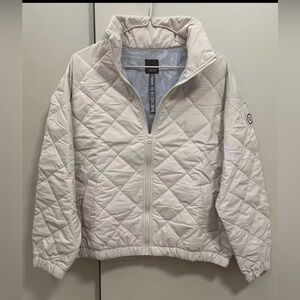 Vuori Halo Women’s Insulated Quilted Puffer- Medium